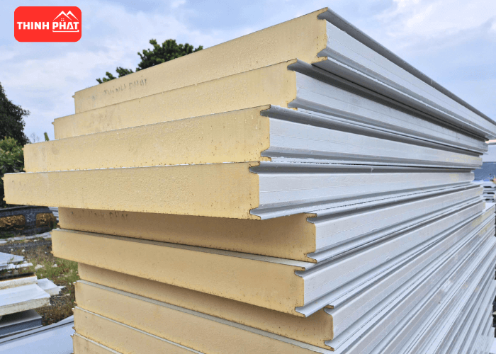 vach-ngan-panel-pu-4