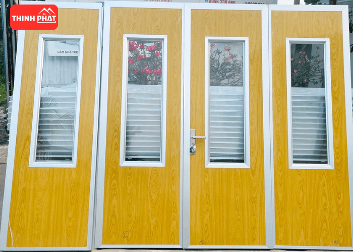 gia-cua-panel-cach-nhiet-3