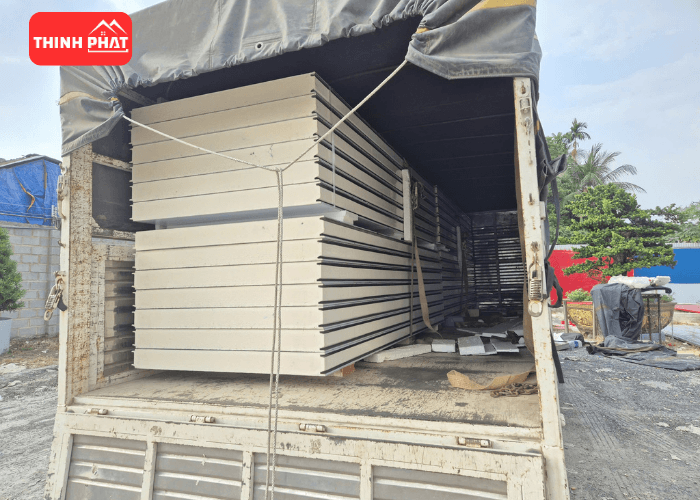 vach-panel-pu-75mm-2