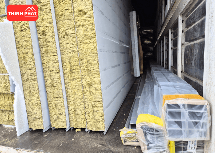 gia-panel-cach-nhiet-6