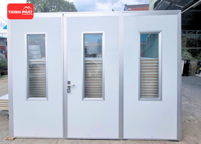mau-cua-panel-3-canh-2