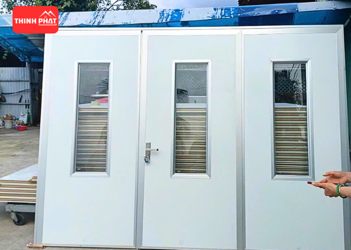 mau-cua-panel-3-canh-3