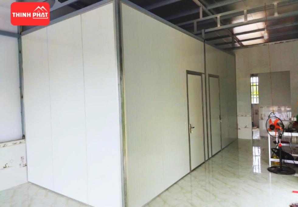 tam-panel-vach-ngan-6