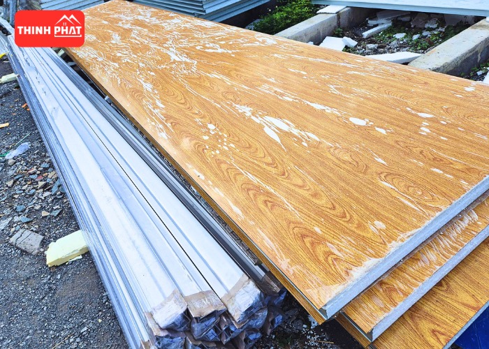 Thịnh Phát Home cung cấp tấm trần panel vân gỗ